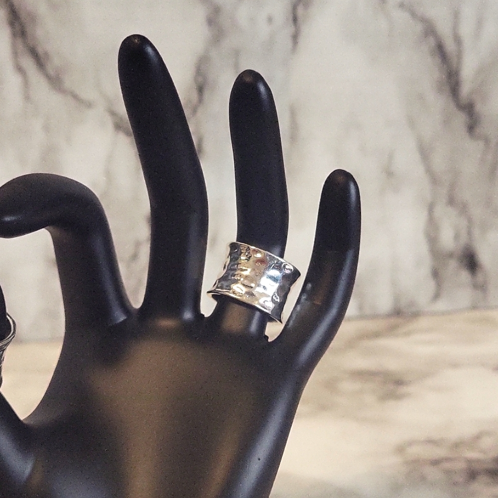 Fashion Shaped Alloy Hand Hammered Chunky Rings for Women Size 7 - Picture 5 of 15
